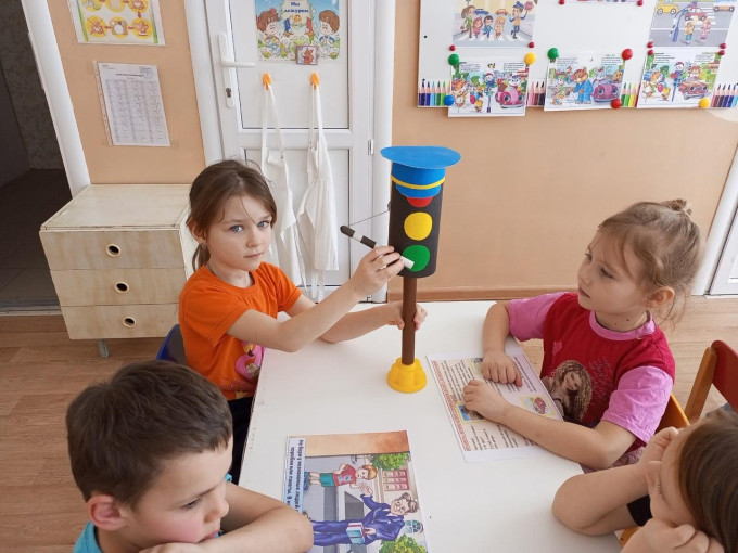 Занятие по безопасности в старшей группе. Занятие по безопасности в старшей группе.